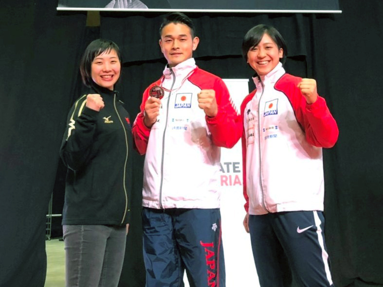 西濃運輸空手道部　田中さん・北山さん・深澤さん